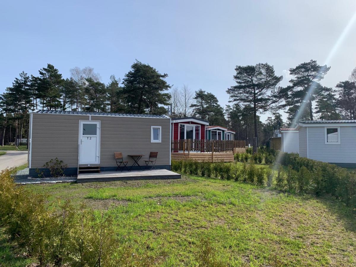 Naturcamping Lueneburger Heide - Chalets & Tiny Haeuser Soltau Exteriör bild