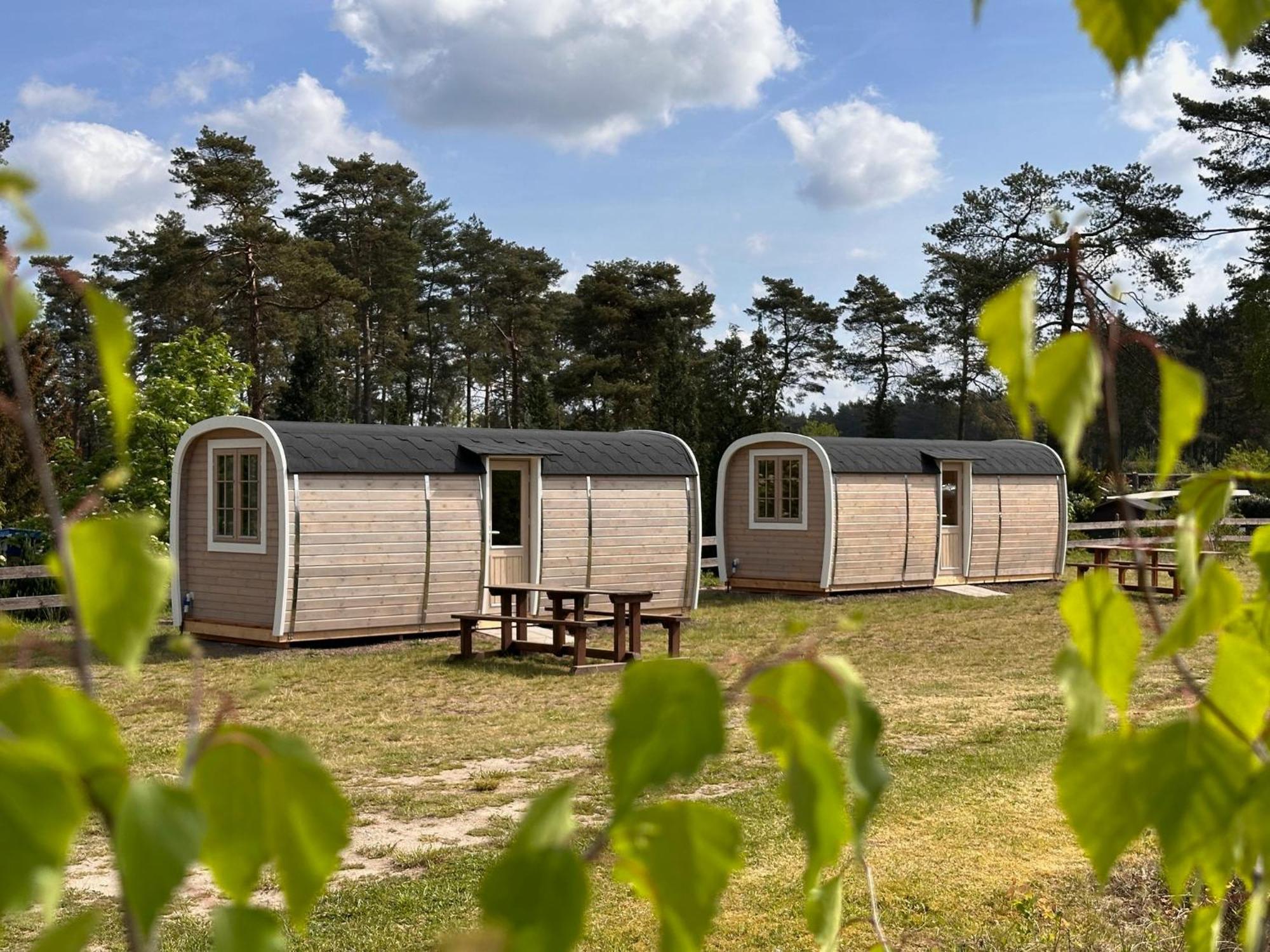 Naturcamping Lueneburger Heide - Chalets & Tiny Haeuser Soltau Exteriör bild