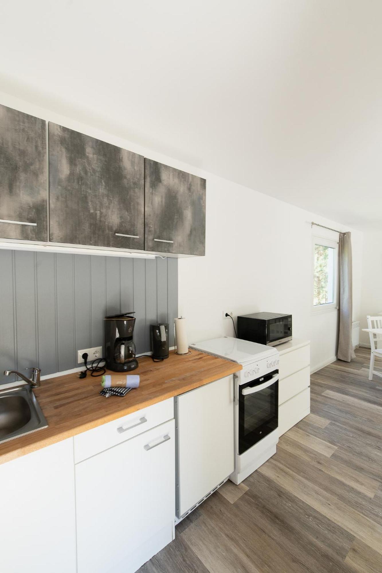 Naturcamping Lueneburger Heide - Chalets & Tiny Haeuser Soltau Exteriör bild